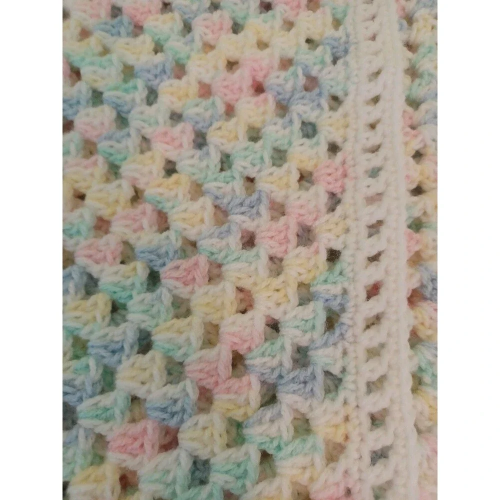 Hand knit baby blanket unisex pastel pink blue yellow 27-28
